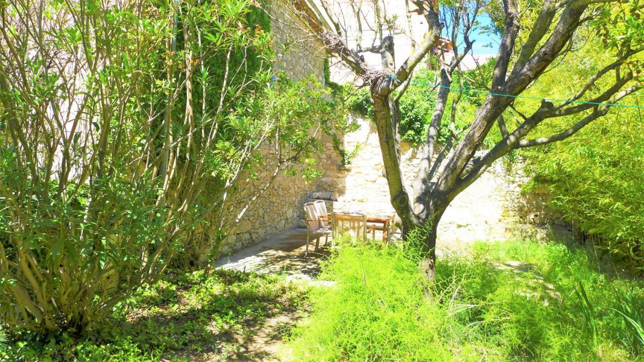 Familien Resort Haus Armissan Buitenkant foto